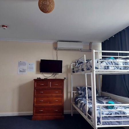 Hostel Port Adelaide Backpackers Exterior foto