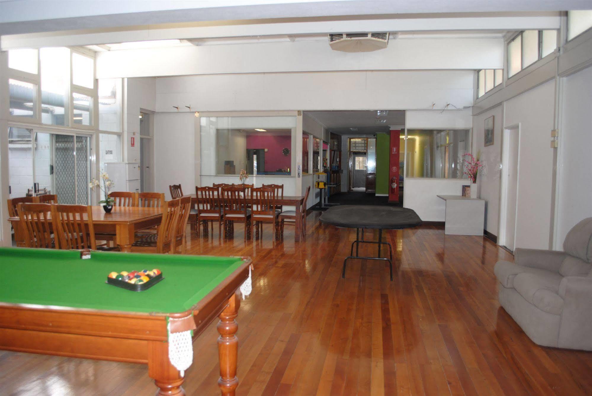 Hostel Port Adelaide Backpackers Exterior foto